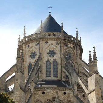 Chevet et arcs-boutants de la cathédrale Saint-Étienne de Bourges