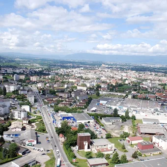 Vue aérienne d'Annemasse et de la plaine du Genevois
