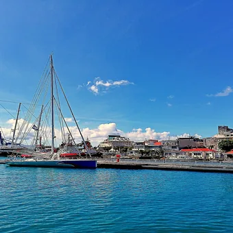 La darse de Pointe-à-Pitre et ses voiliers