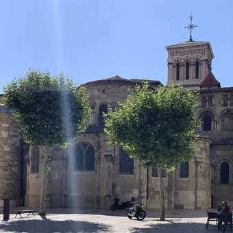 La cathédrale Saint-Apollinaire de Valence